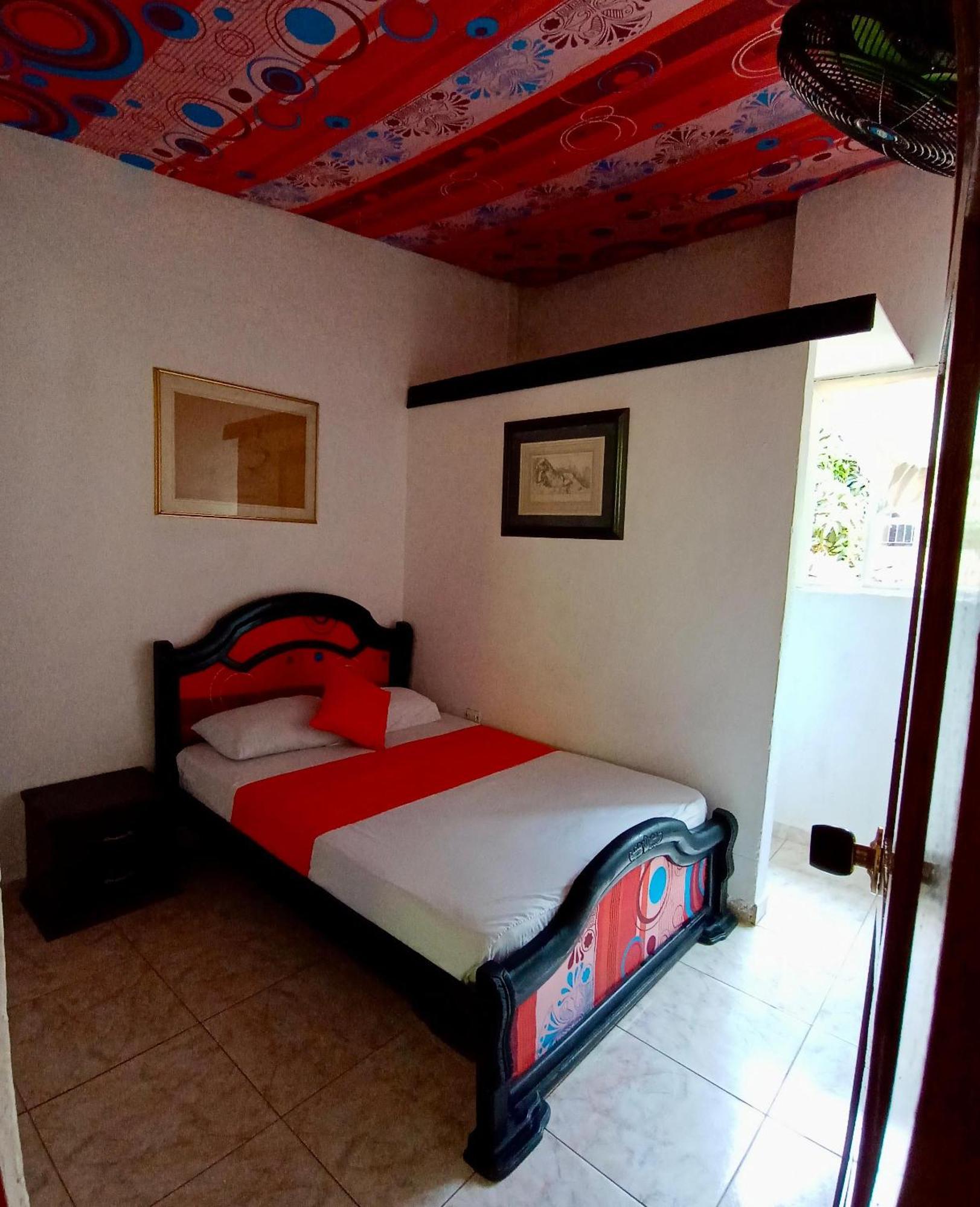 Hostal Las Mariposas Minca Esterno foto